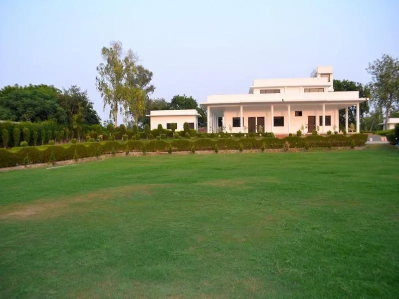 Dreams Inn Agra - Villa Harmony 3*, Agra (Uttar Pradesh)